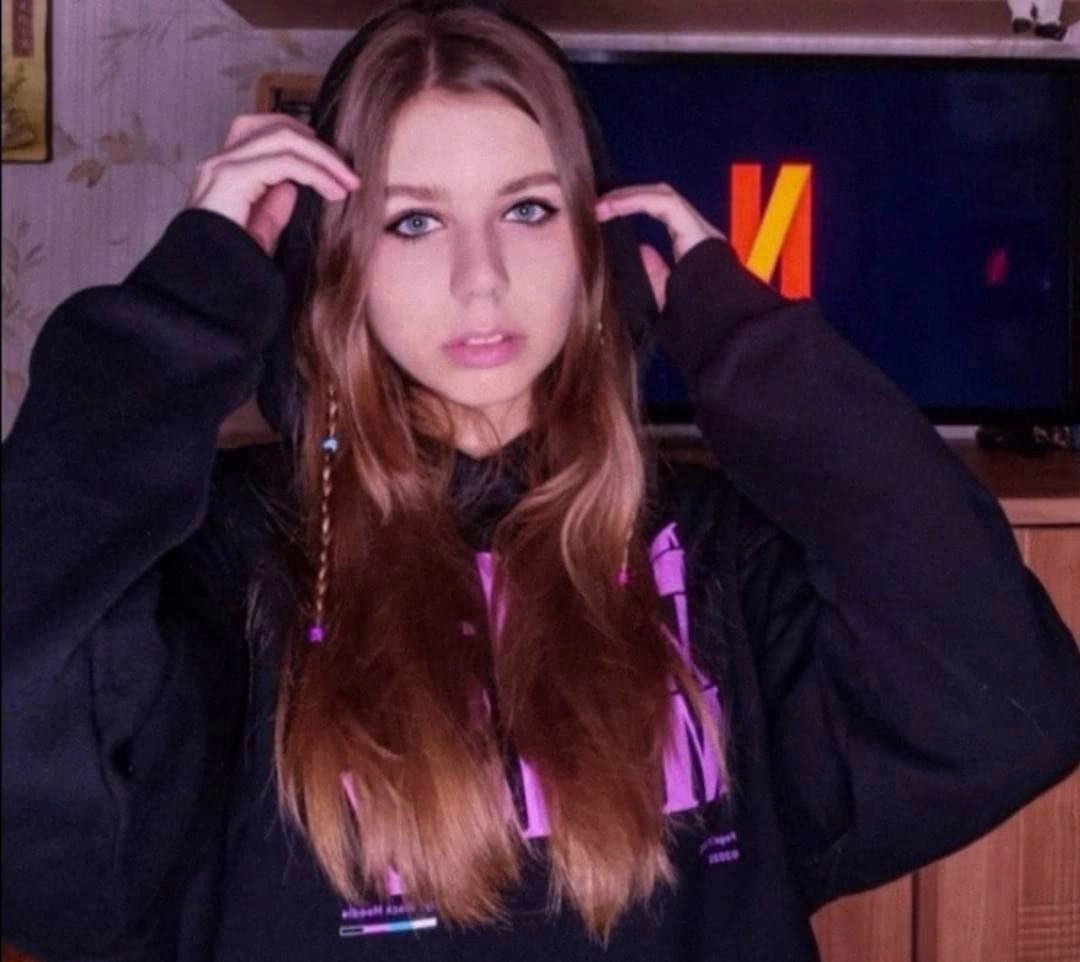 Karina — photo 2